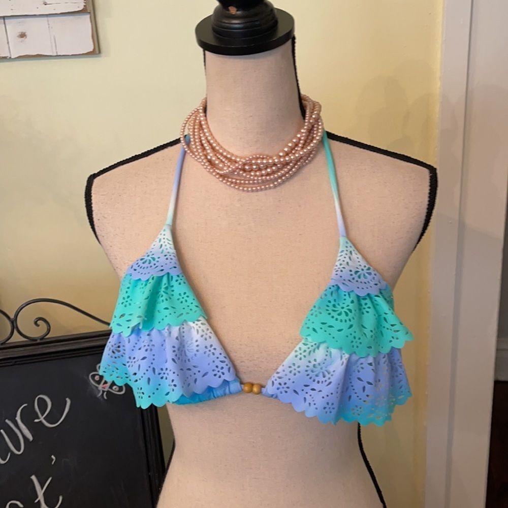 Victoria’s Secret Sz L Ombré Wood Beads Bikini Top